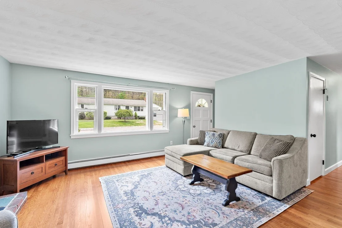 Photo of 82 Edsel Road