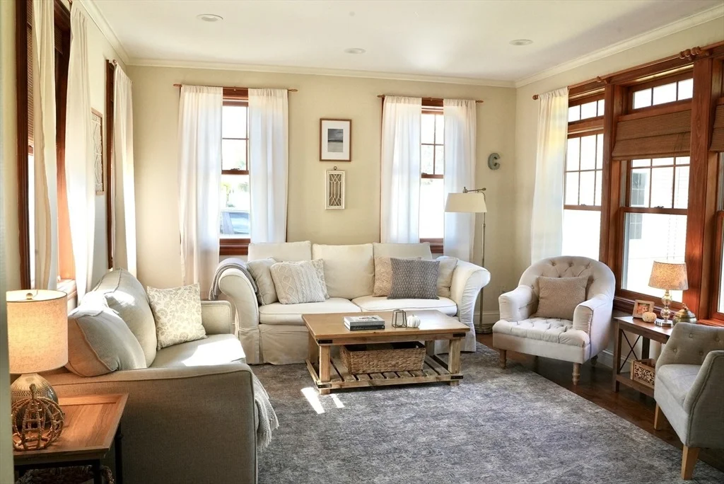 Photo of 72 Elm St