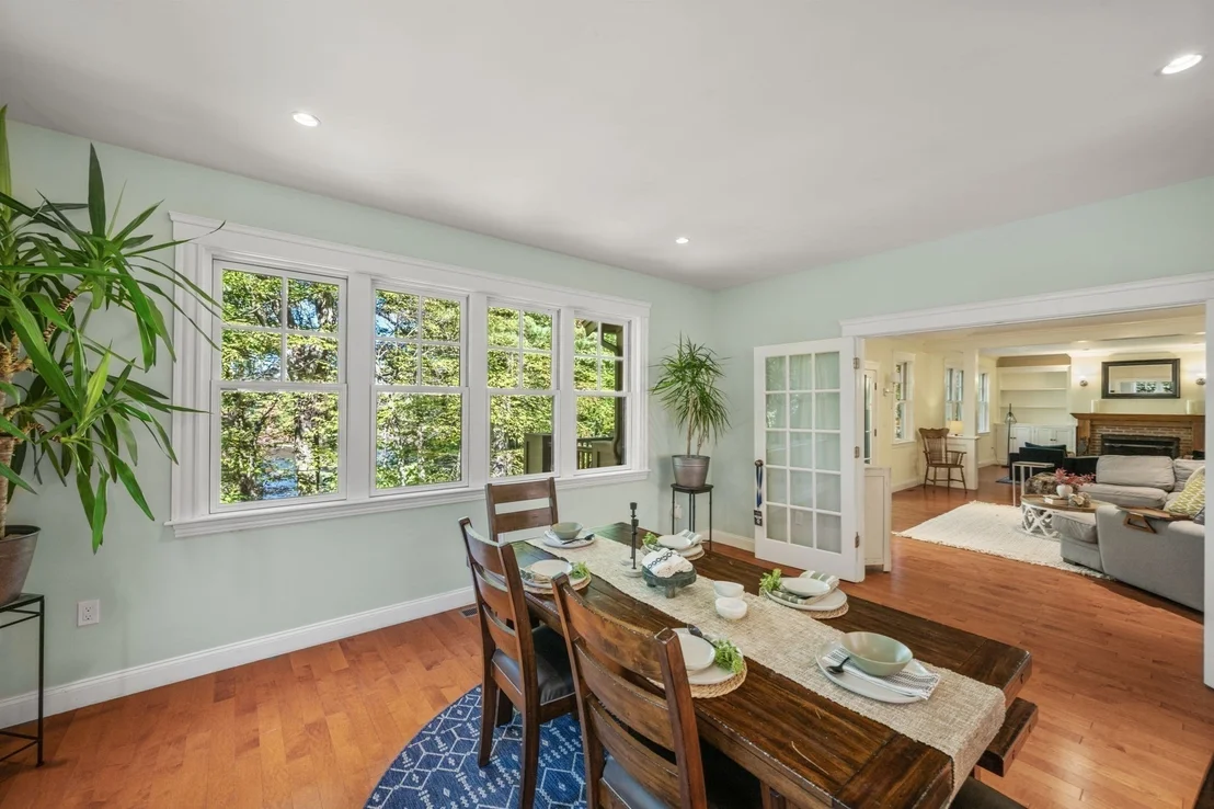 Photo of 250 Meadowbrook Road