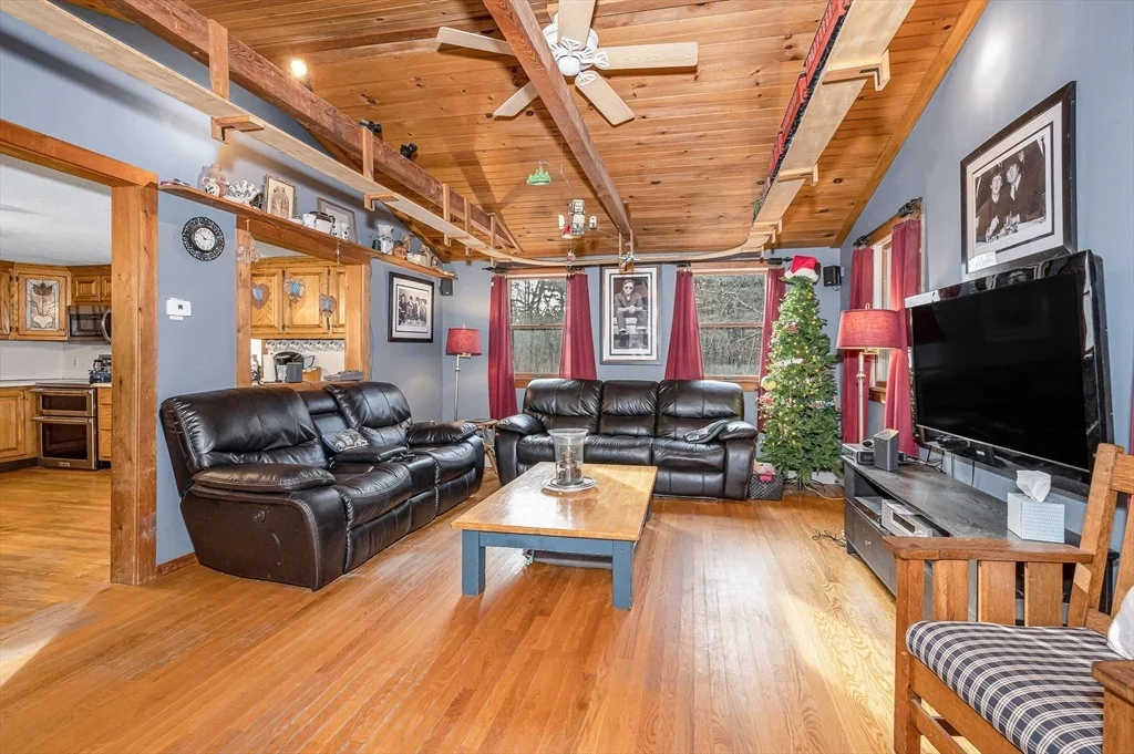 Photo of 4 Belvina Cir