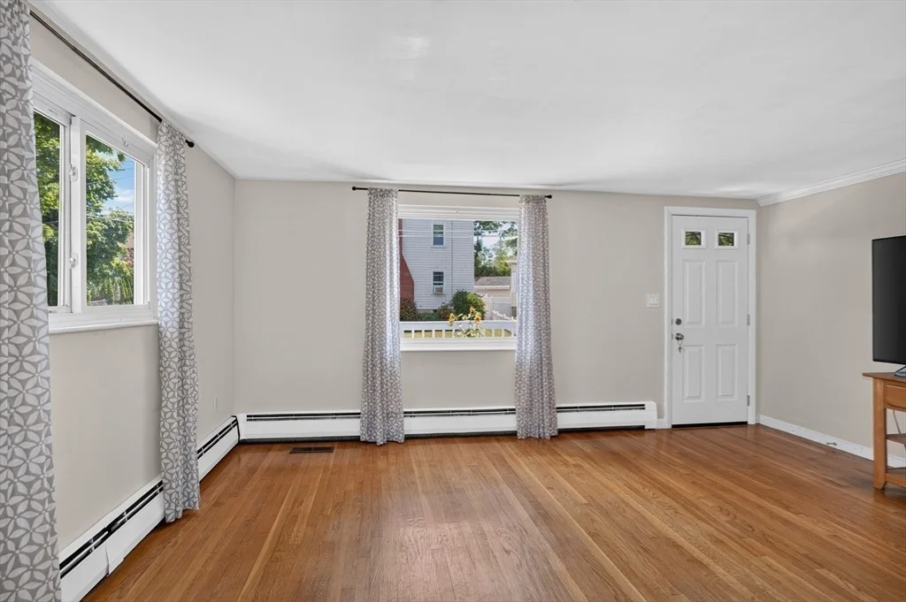 Photo of 15 Jefferson Ave