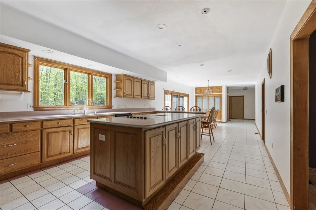 Photo of 27 Sullivan Blvd