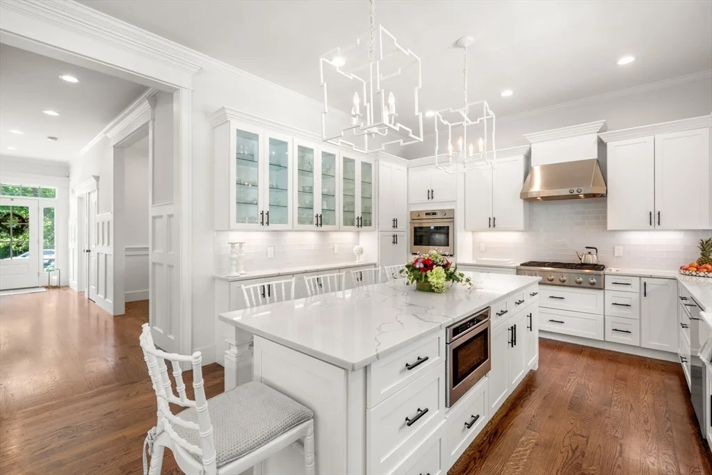 Photo of 33 Hickory Rd