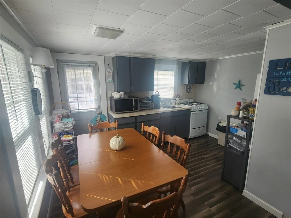 Photo of 7 Quasuet Ave