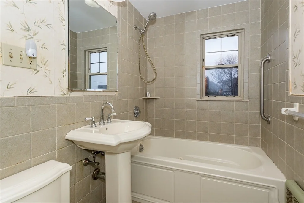 Photo of 154 Spring St
