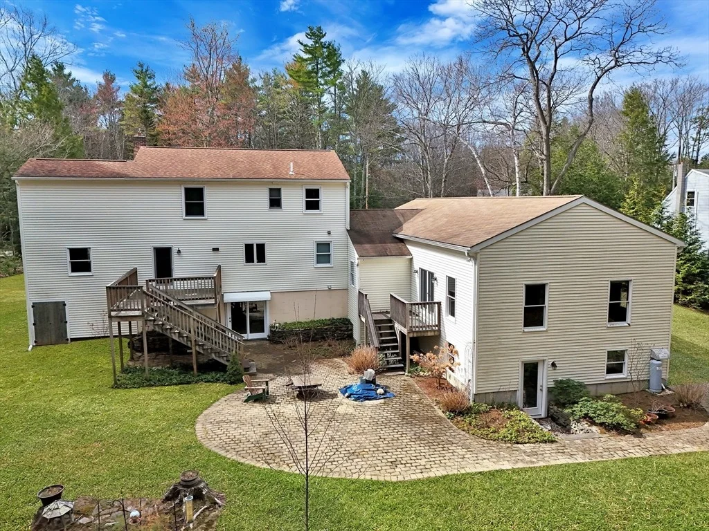 Photo of 92 Baptist Common Rd