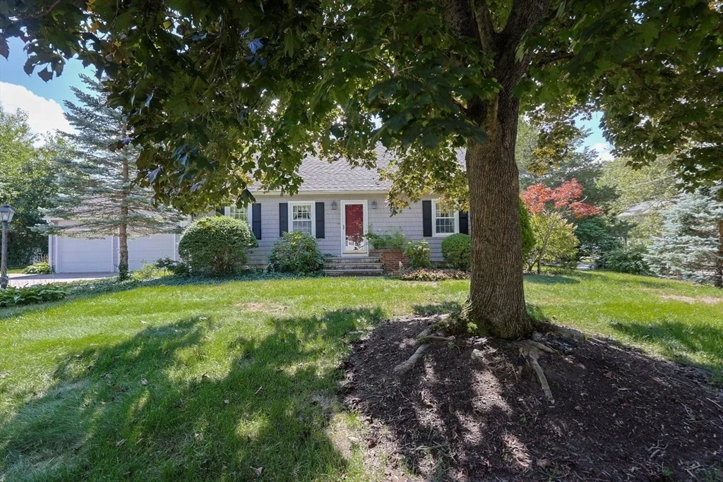 Photo of 50 Benjamin Dr
