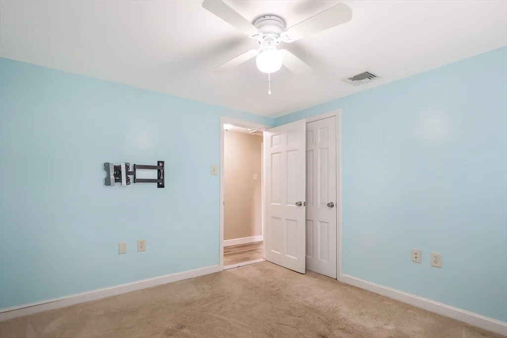 Photo of 26 Oakmeadow Ln