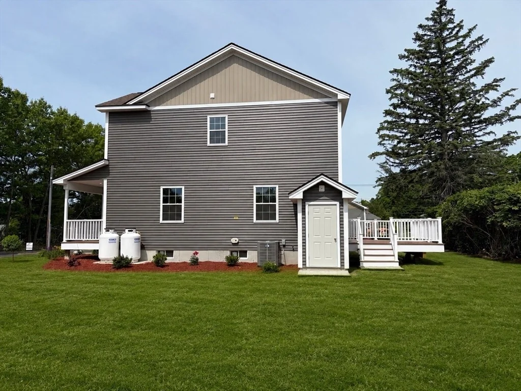 Photo of 8 Emerald Avenue