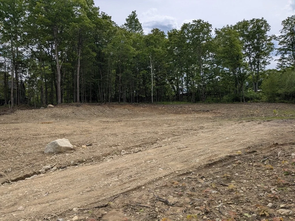 Photo of 51 Old Colony Rd
