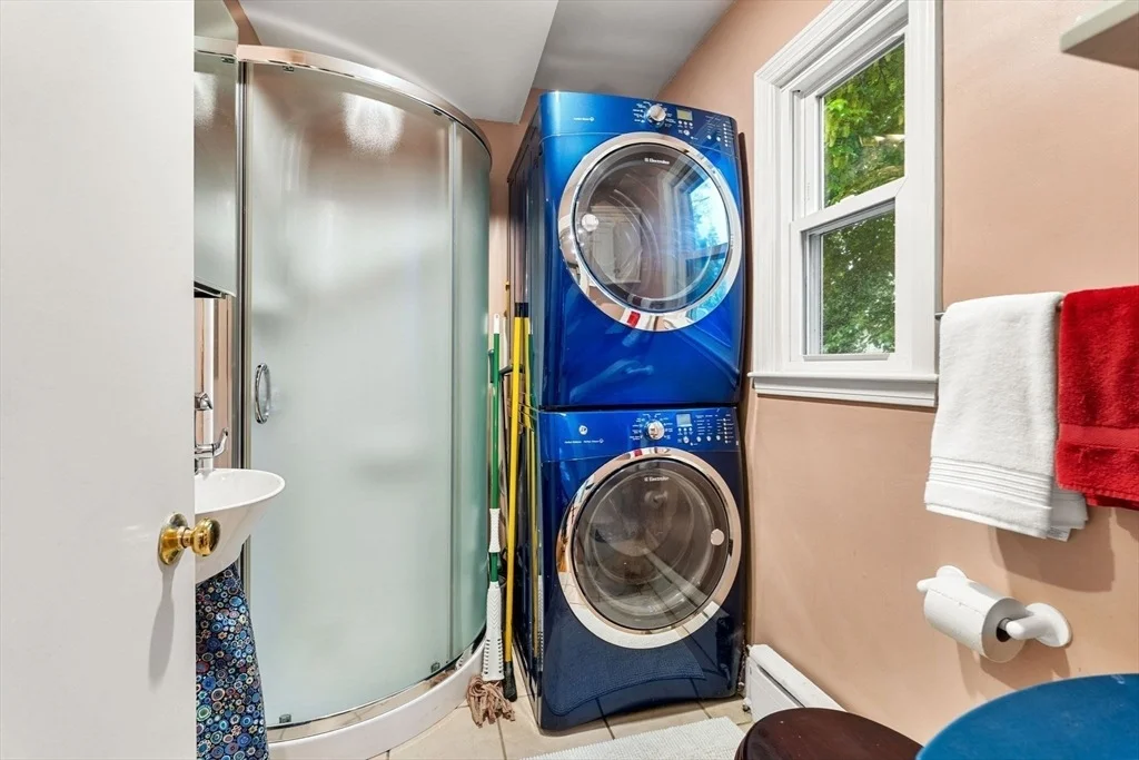 Photo of 67 Maple St