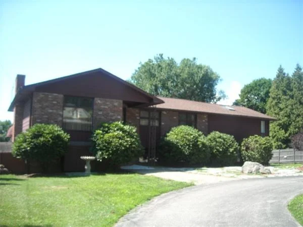 Photo of 41 Airport Rd