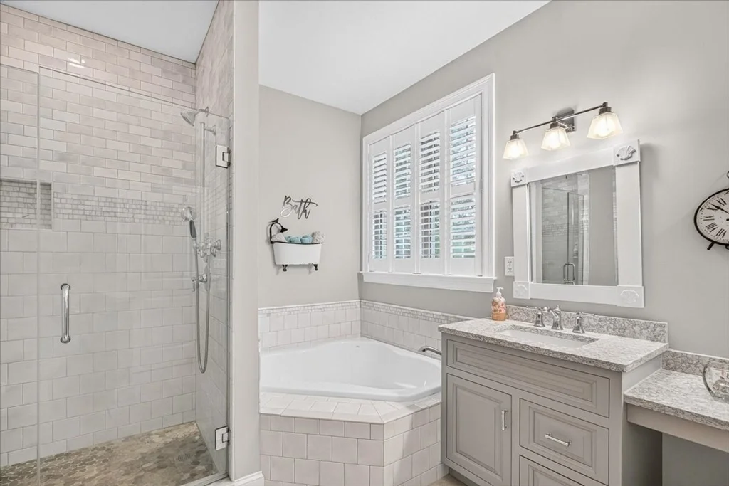 Photo of 8 Redtail Lane