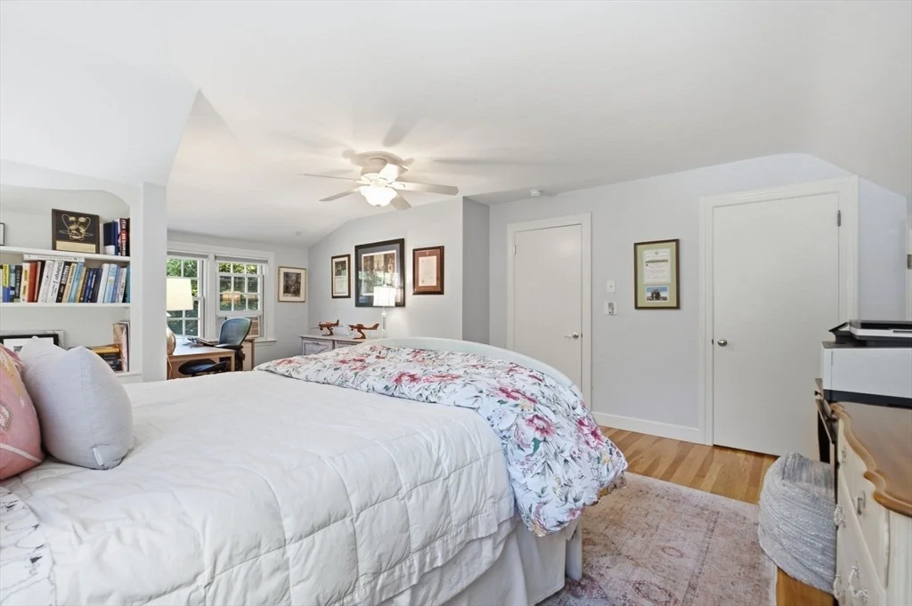 Photo of 280 Singletary Lane