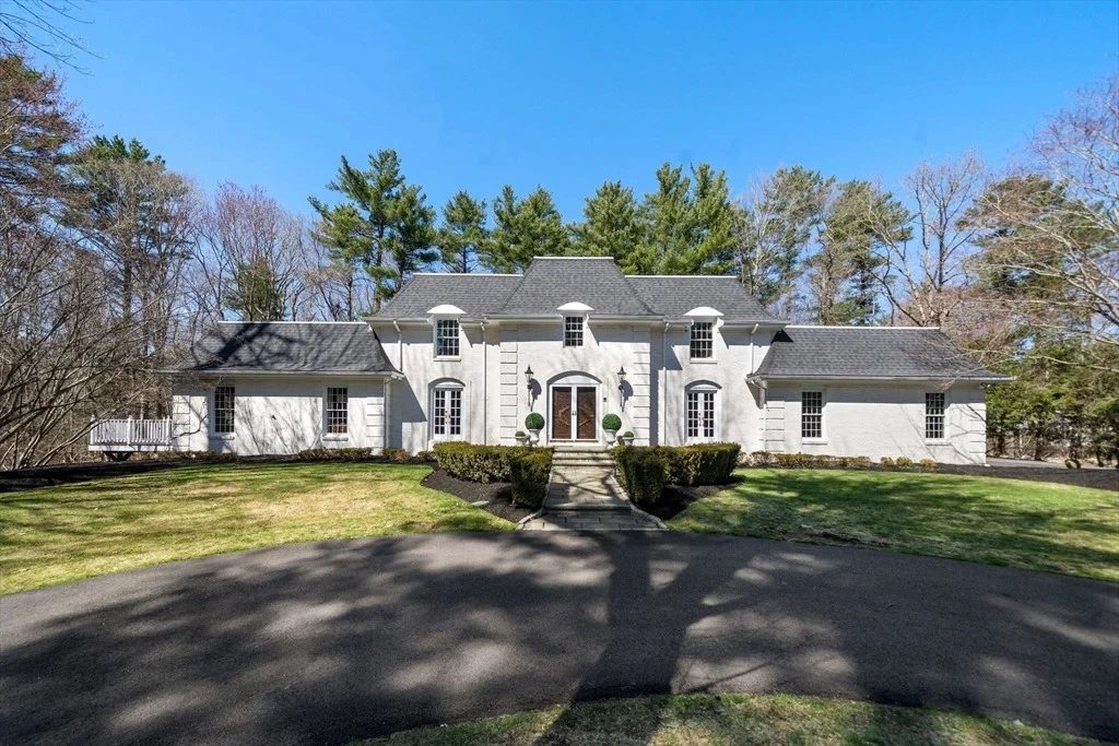 Photo of 286 Mayflower Cir