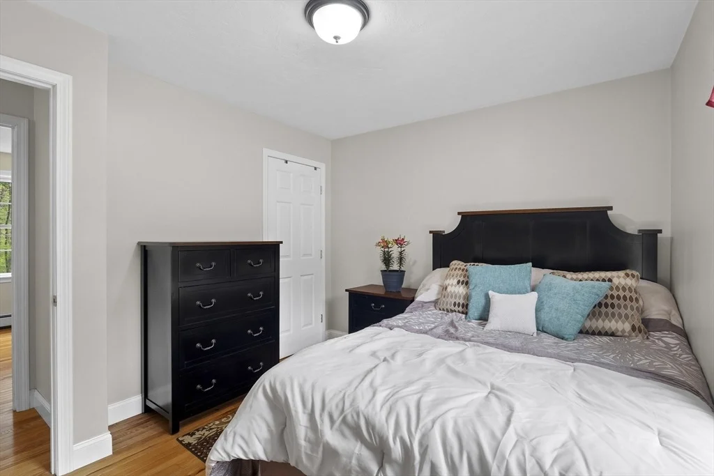 Photo of 352 Durfee St