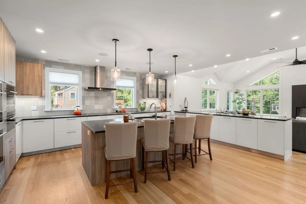 Photo of 54 Meadowbrook Road