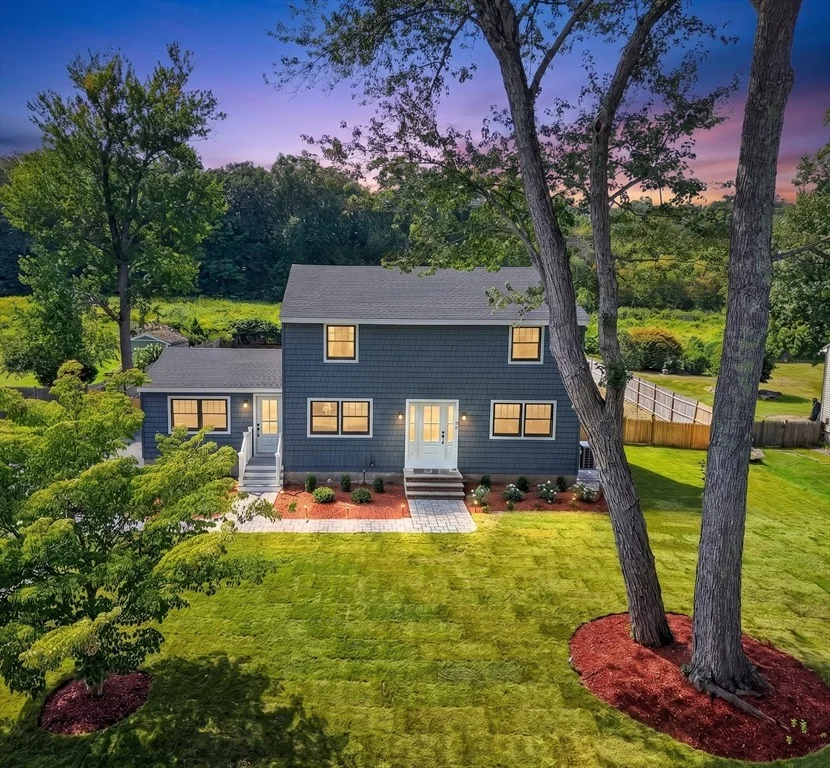 Photo of 28 Fieldstone Dr