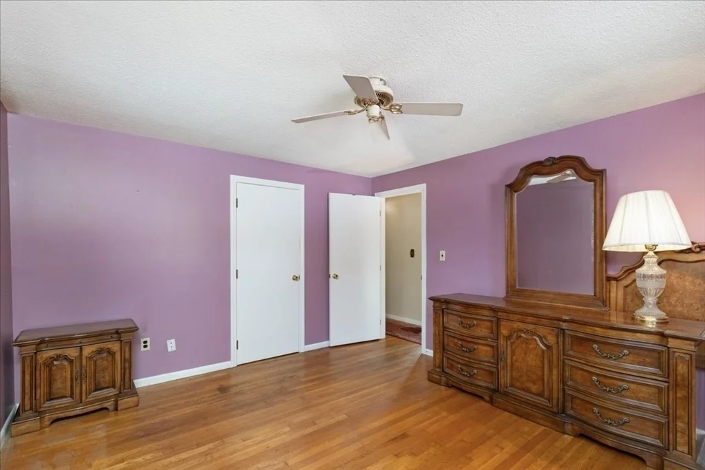 Photo of 15 Blue Jay Avenue