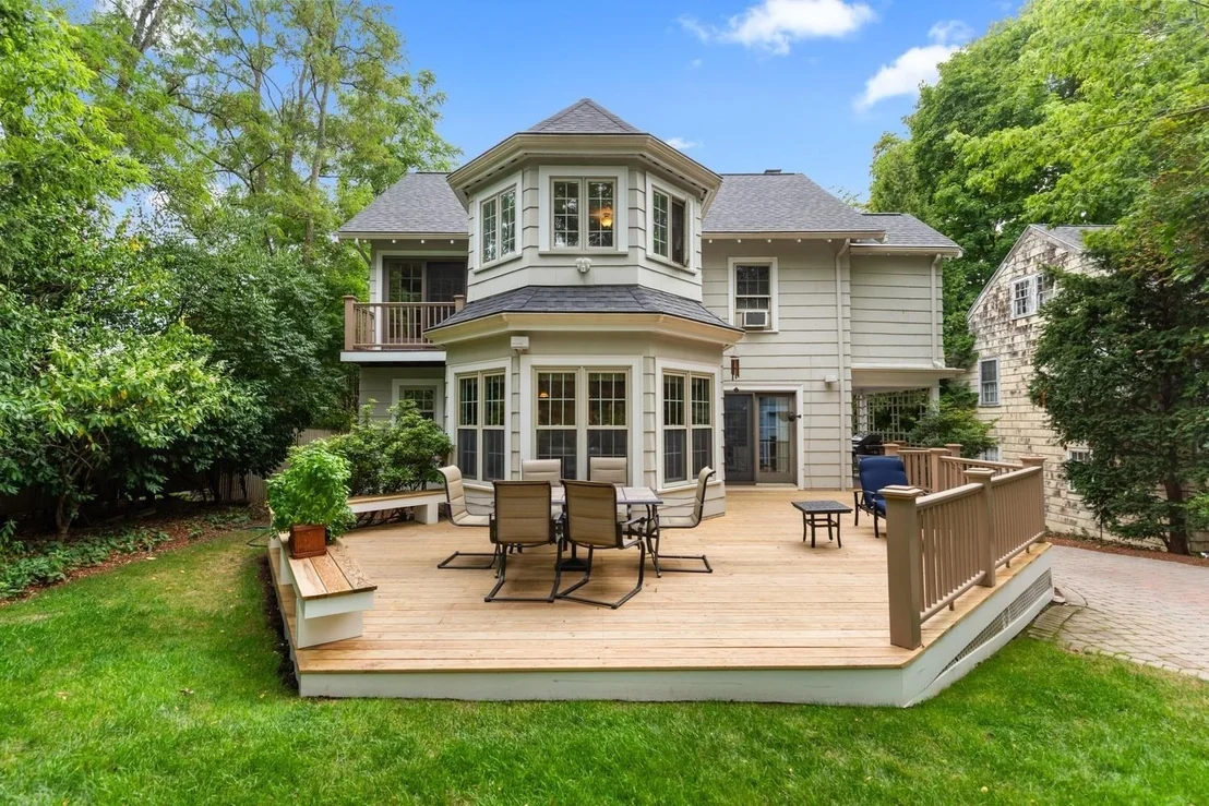 Photo of 216 Bellevue Rd