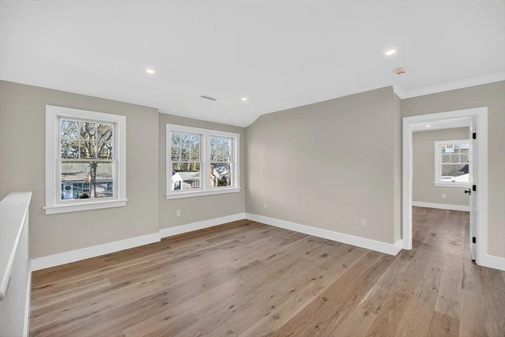Photo of 146 Scudder Rd