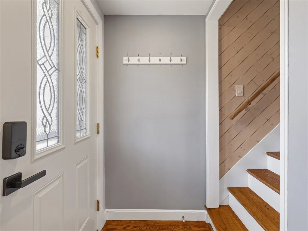 Photo of 7 Fabens St