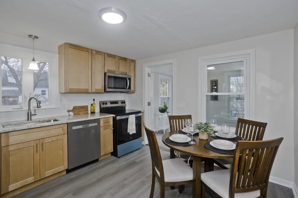 Photo of 99 Massreco St