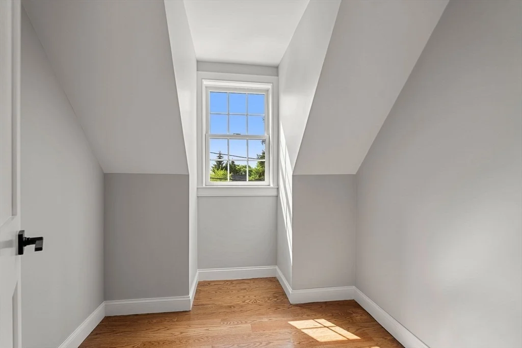 Photo of 6 Monroe Street