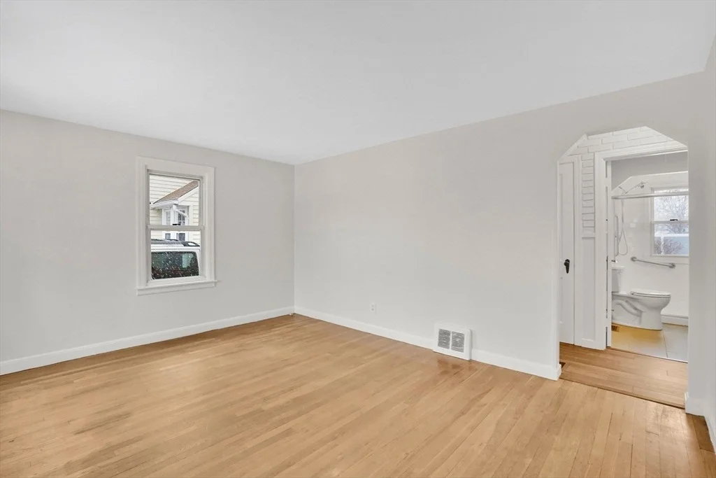 Photo of 33 Drexel St