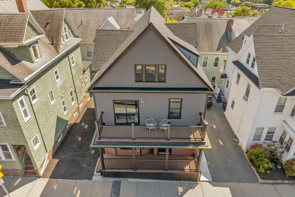 Photo of Unit 2 at 446 Broadway