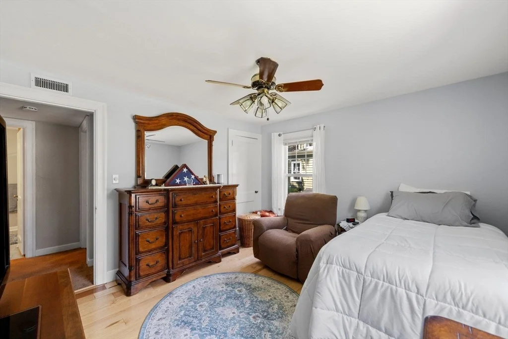 Photo of 434 Eldridge St.