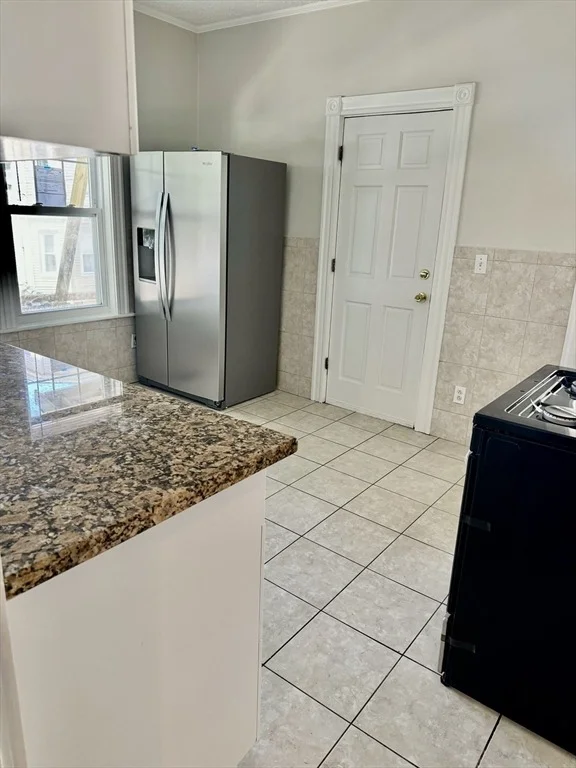 Photo of Unit 1 at 437 Ferry St
