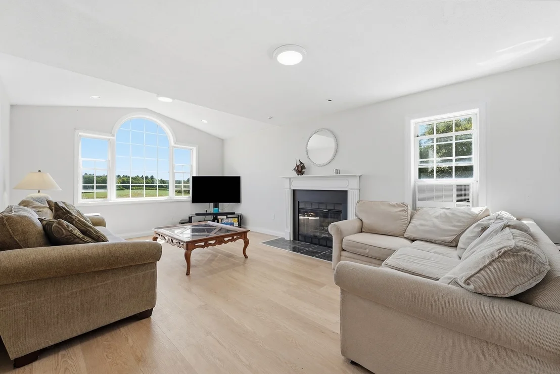 Photo of 39 Gibbs Rd