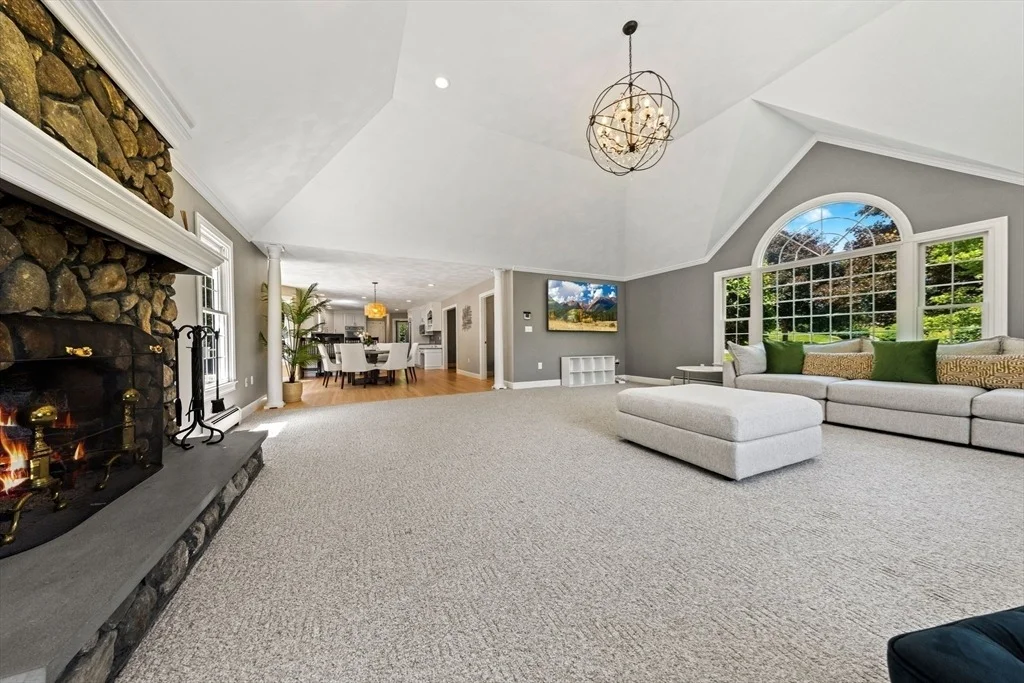 Photo of 10 Morgan Dr