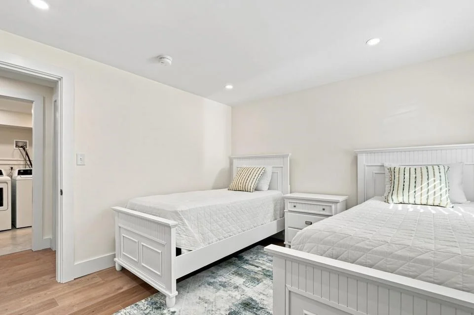 Photo of 33 Dexter Ave