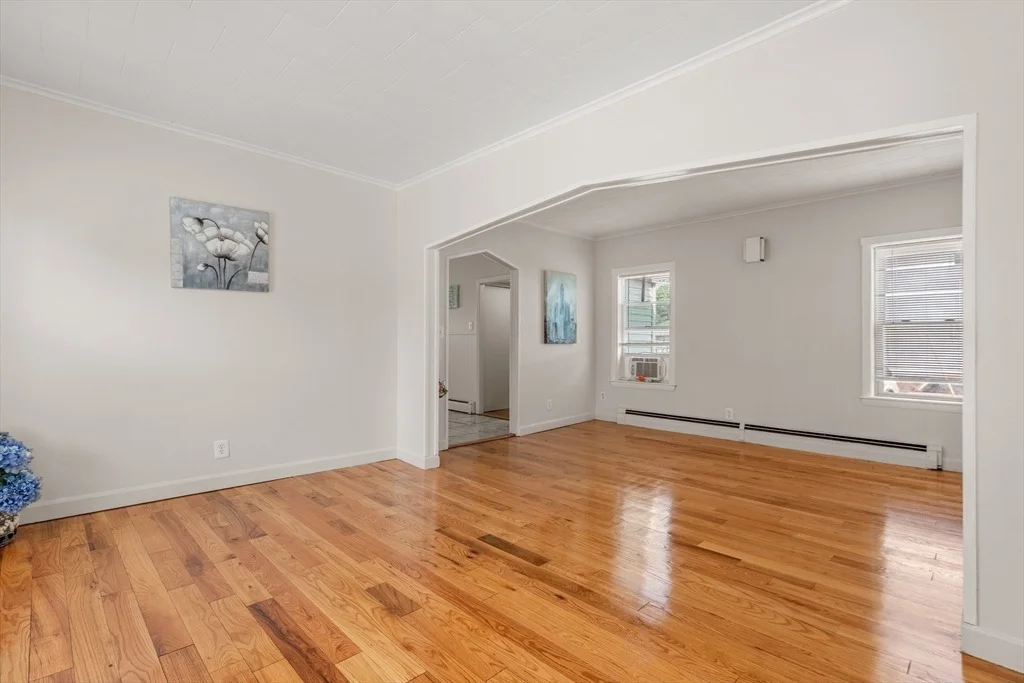 Photo of 155 Grand St