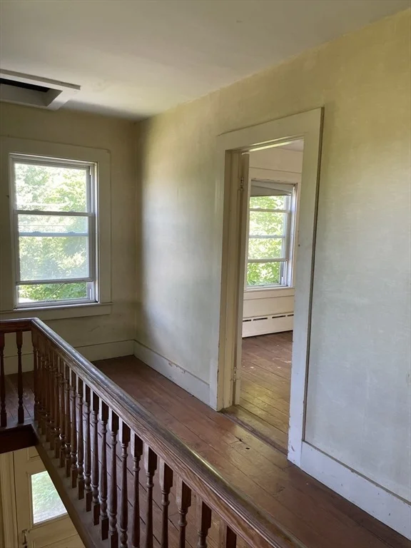 Photo of 239 River Road