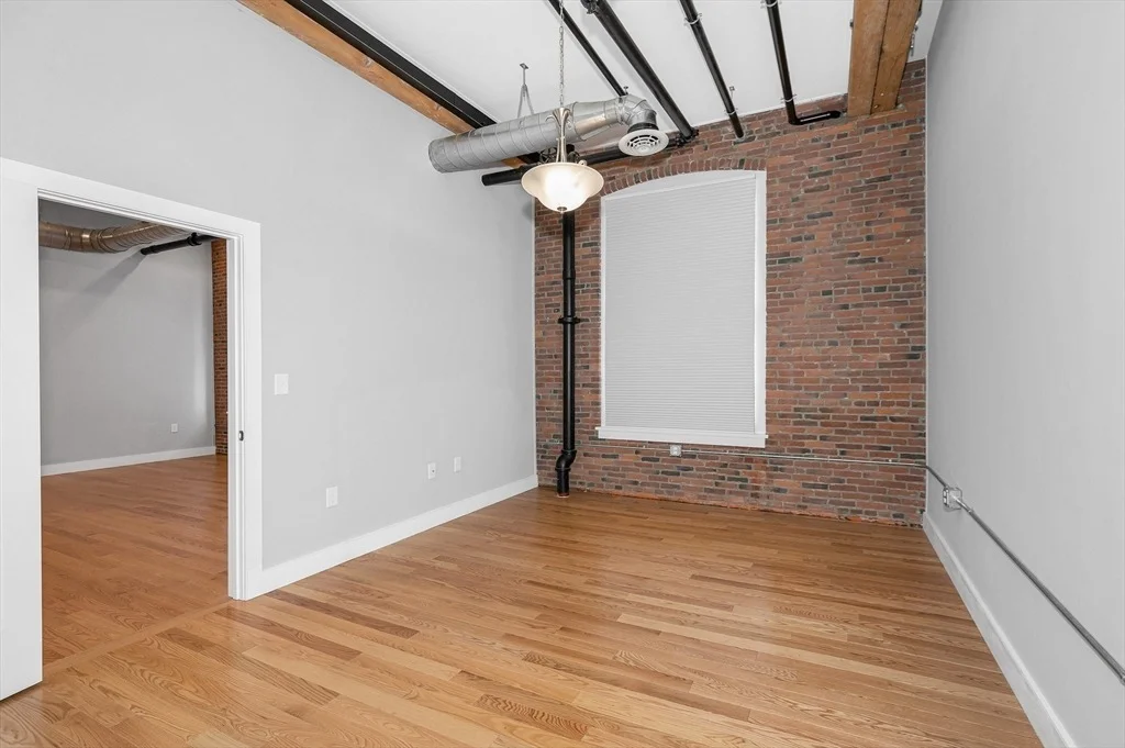 Photo of Unit 320 at 491 Dutton St