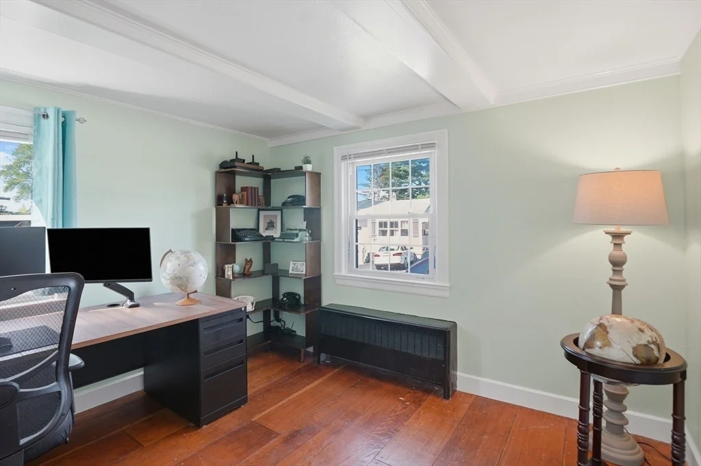 Photo of 35 Edgewater Drive