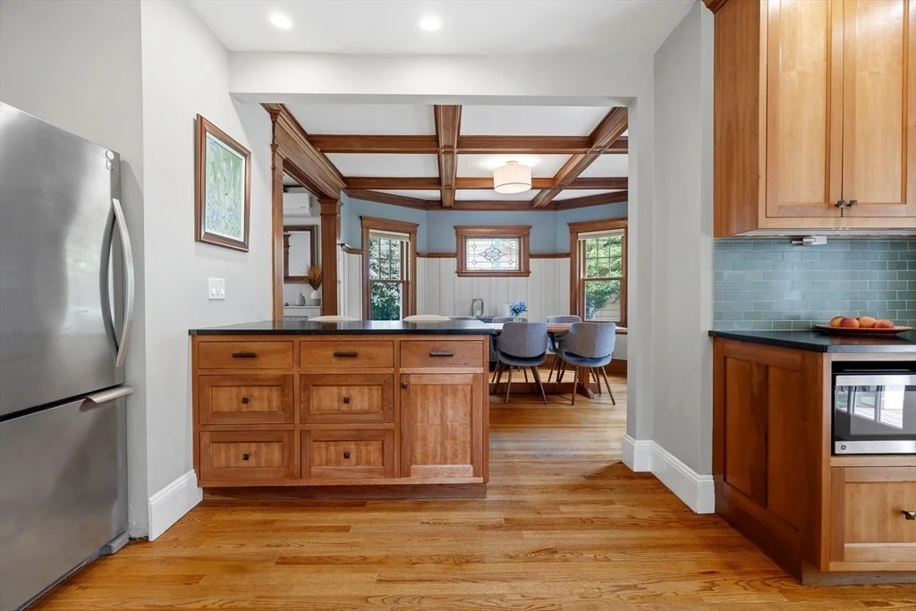 Photo of 8 Mendum St