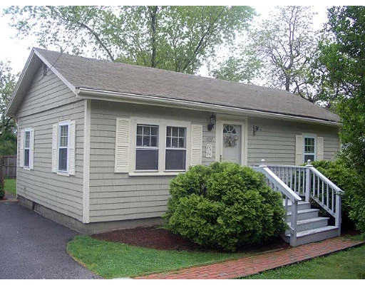 Photo of 1037 Ocean St