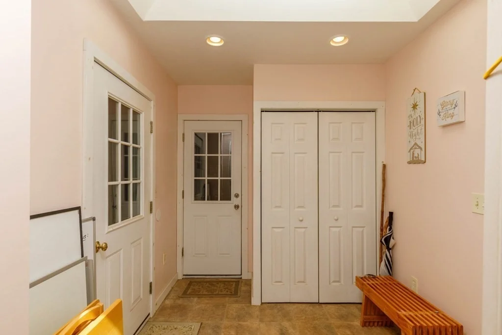 Photo of 260 East Road