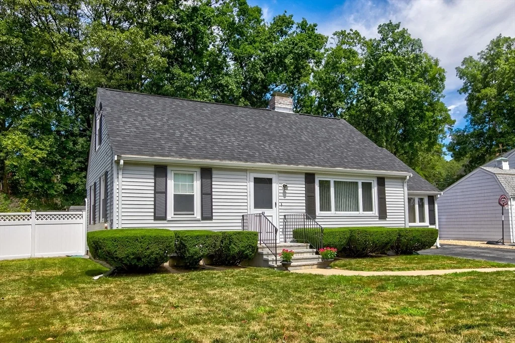 Photo of 43 Longmeadow Road