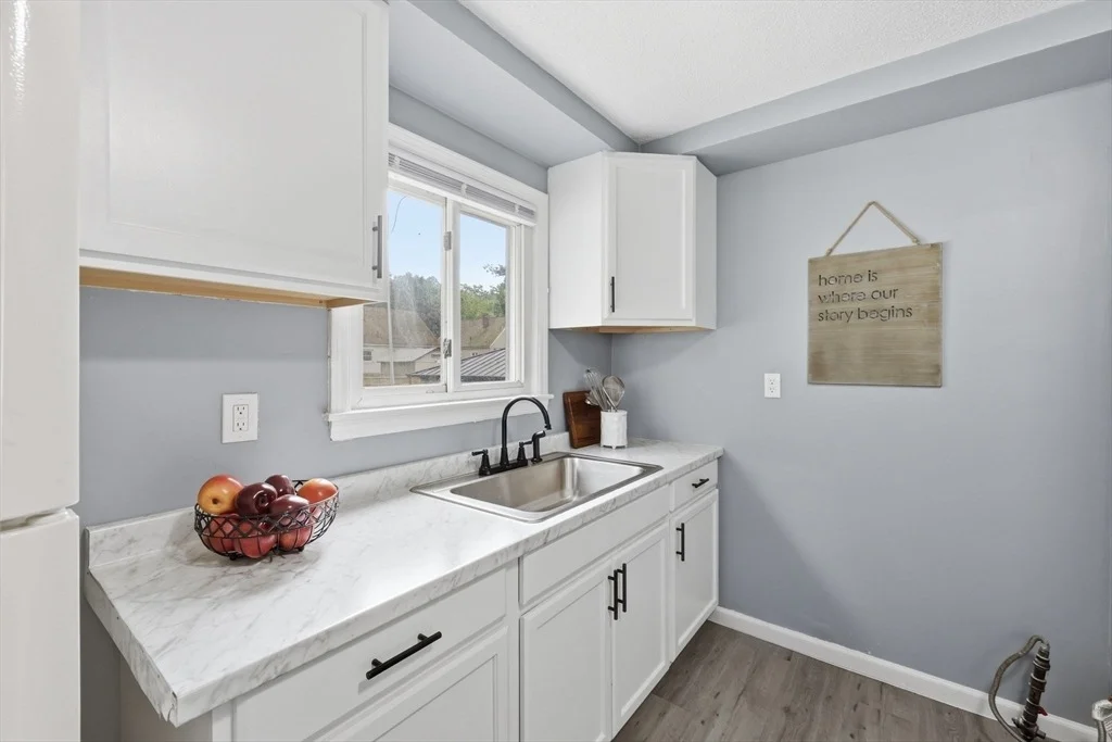 Photo of 111 Breckwood Blvd