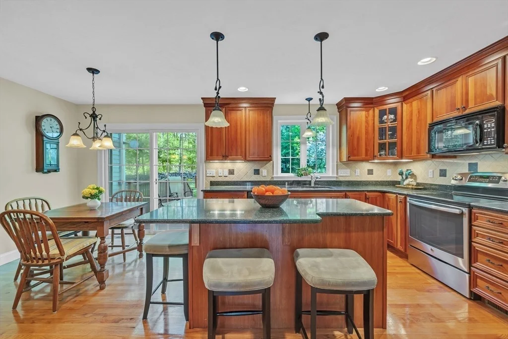 Photo of 10 Turner Ln