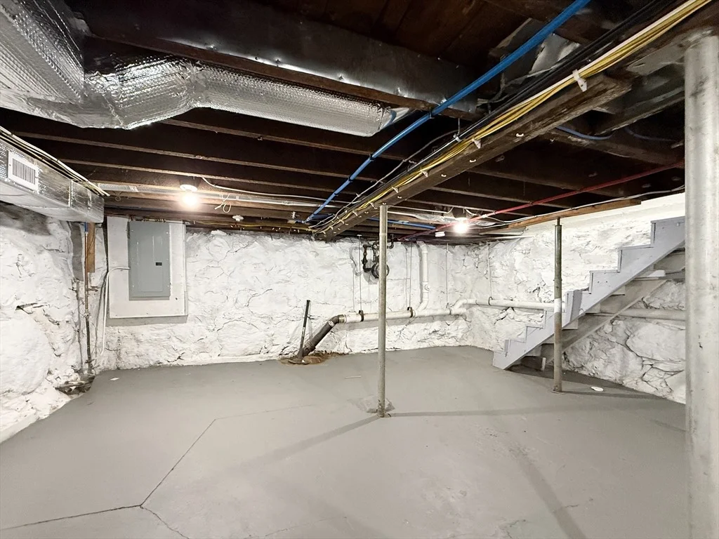 Photo of 463 Central St