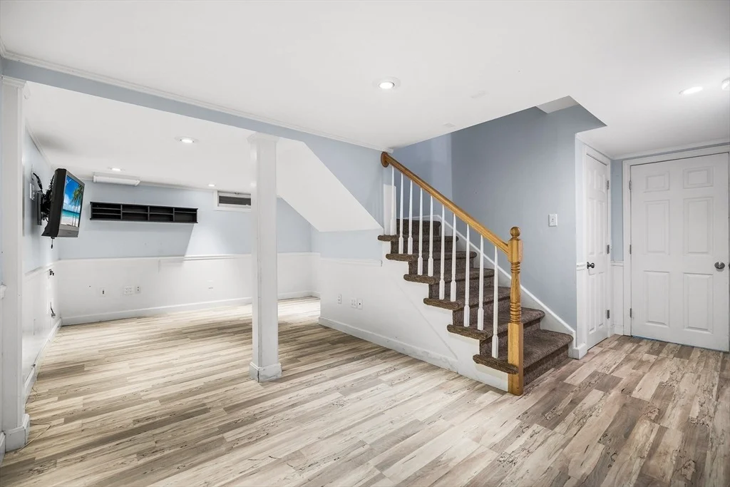 Photo of 7 Sherborne Cir