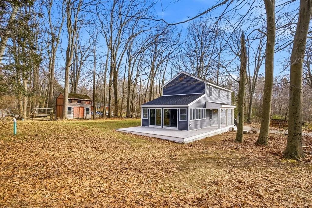 Photo of 40 Lake View Dr