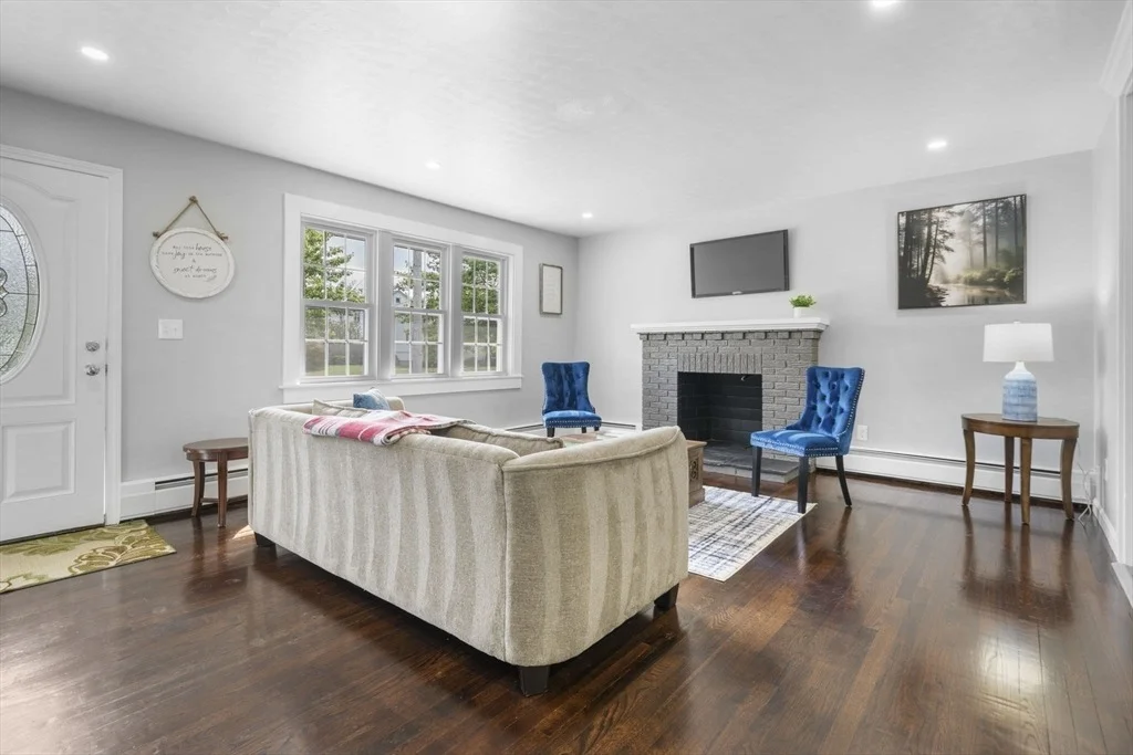 Photo of 92 Blue Bell Road