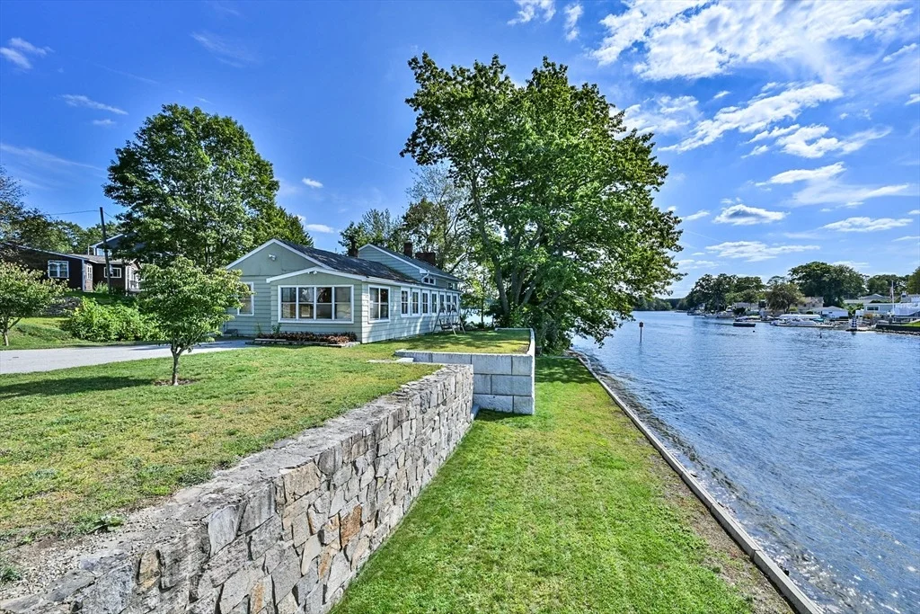Photo of 322 Killdeer Rd